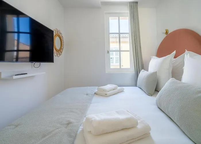 Feniers - Hyper Centre St Tropez