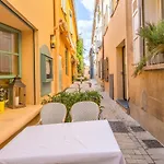 Feniers - Hyper Centre St Tropez