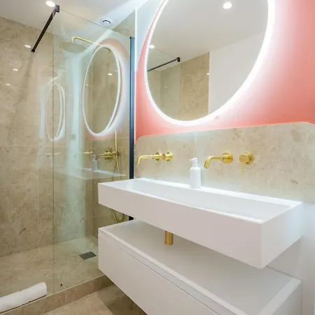 Feniers - Hyper Centre St Tropez