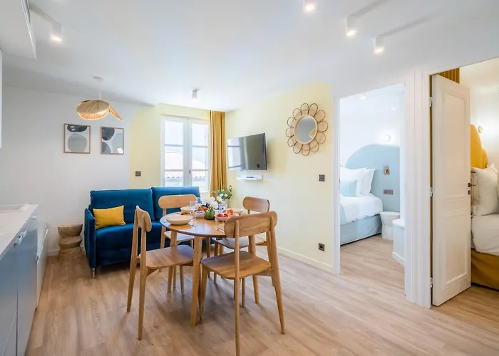 Feniers - Hyper Centre St Tropez