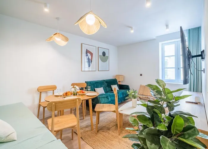 Résidence Feniers - Hyper Centre St Tropez Apartamento *